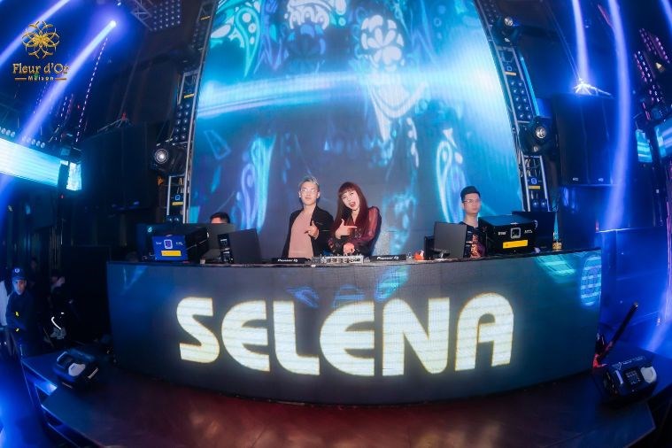 Fleur d'Or Maison Bar - Hạ Long